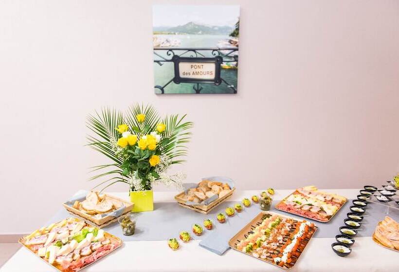 בית מלון כפרי Vacanceole  Residence Le Birdie