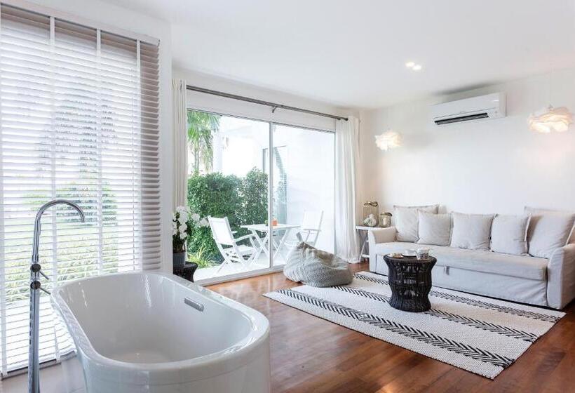 Villa Nalinnadda Petite Hotel & Spa, Adults Only   Sha Extra Plus