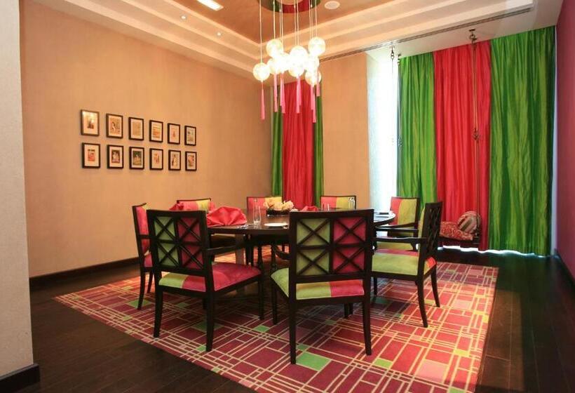 هتل Yas Island Rotana Abu Dhabi