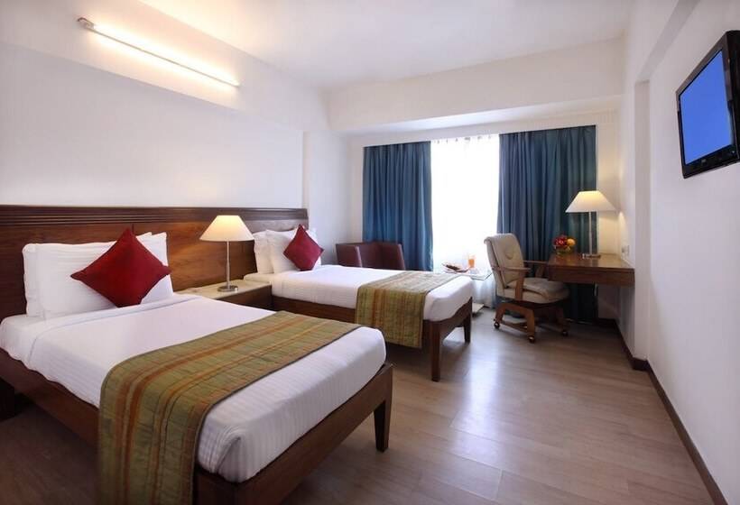 هتل Yogi Metropolitan