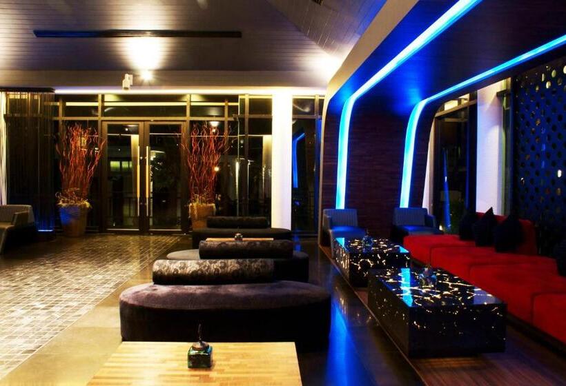 هتل Z Through By The Zign