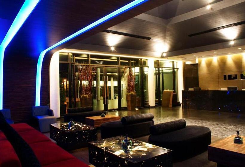 هتل Z Through By The Zign