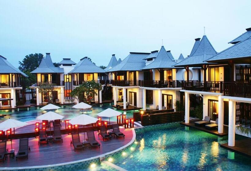 هتل Z Through By The Zign