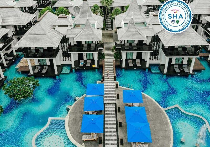 هتل Z Through By The Zign