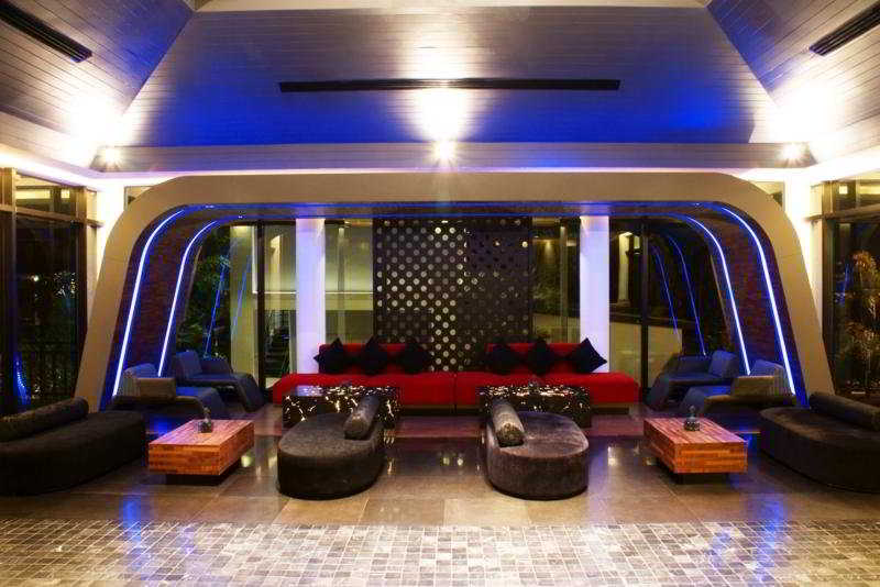 هتل Z Through By The Zign