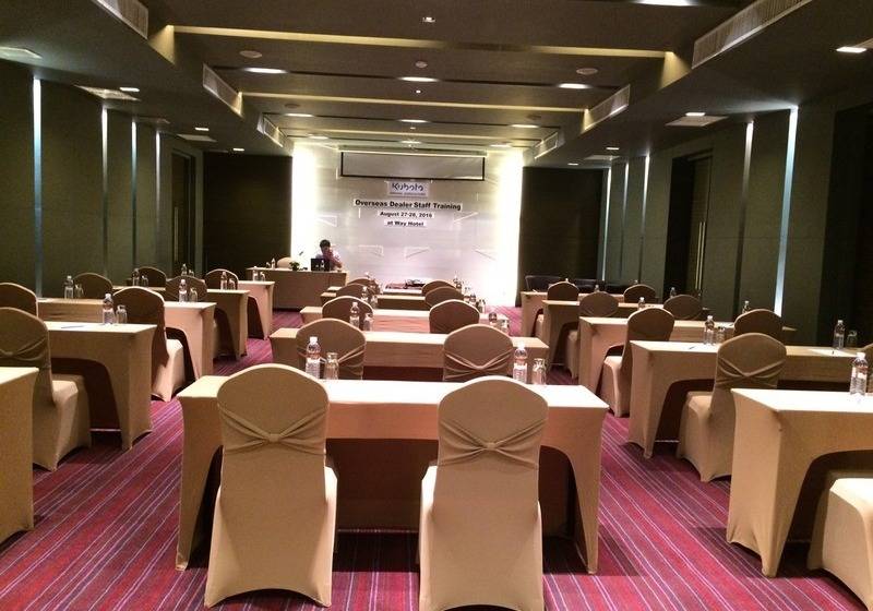 هتل Z Through By The Zign