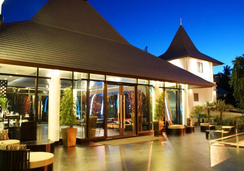 هتل Z Through By The Zign