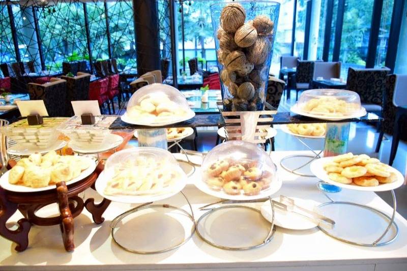 هتل Z Through By The Zign