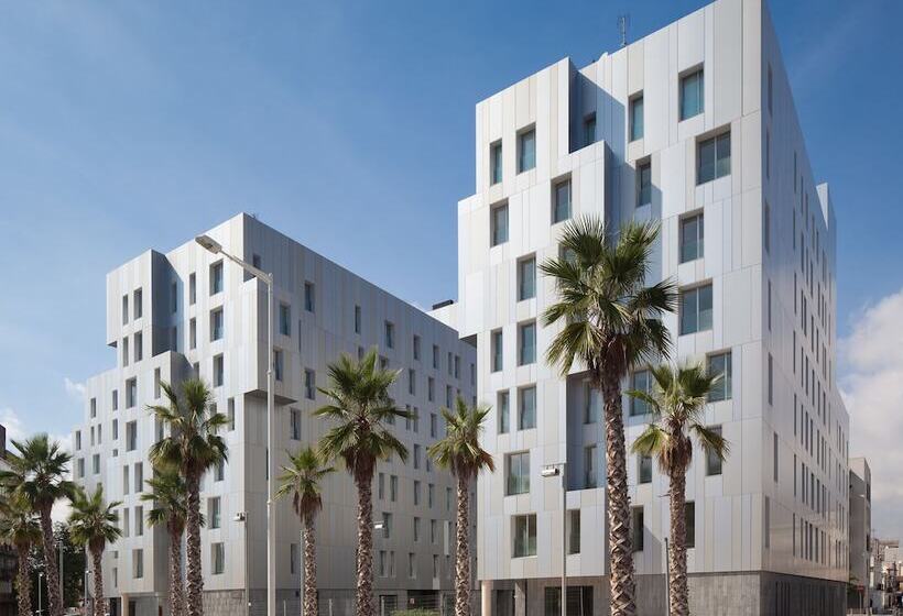 Lugaris Beach Apartments