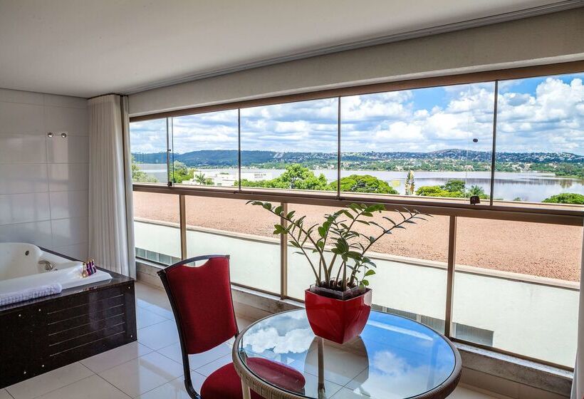 Ramada Hotel & Suites Lagoa Santa By Wyndham