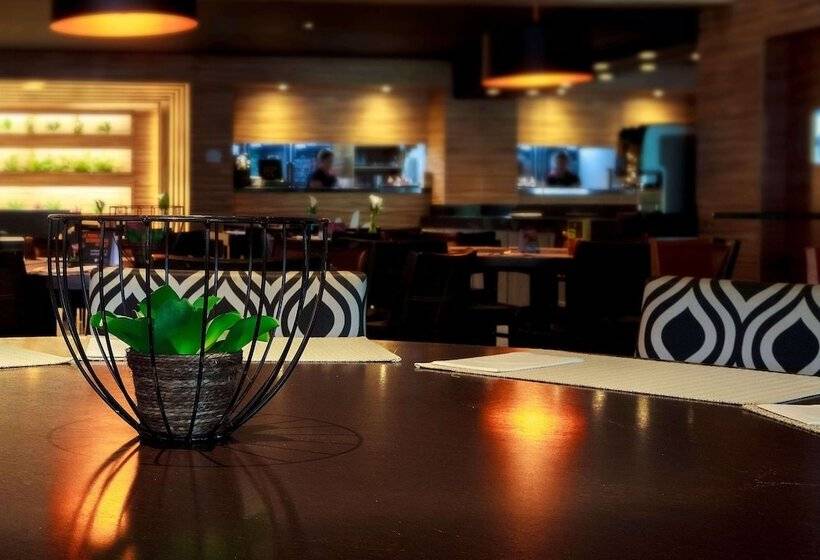 Ramada Hotel & Suites Lagoa Santa By Wyndham