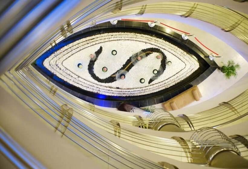 Signature Hotel Apartments And Spa