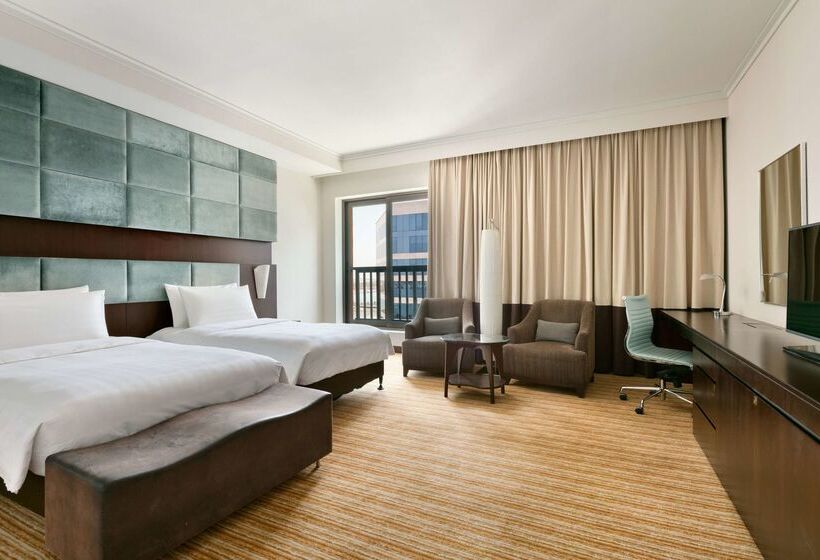 Traders Hotel, Abu Dhabi