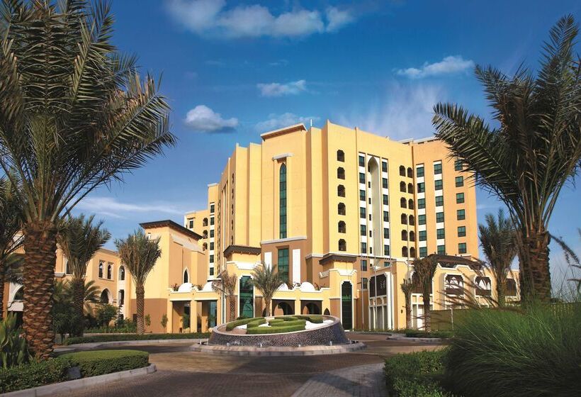 Traders Hotel, Abu Dhabi