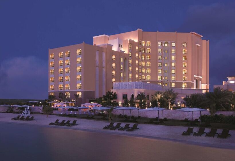 Traders Hotel, Abu Dhabi