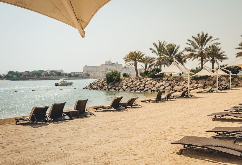 Traders Hotel, Abu Dhabi