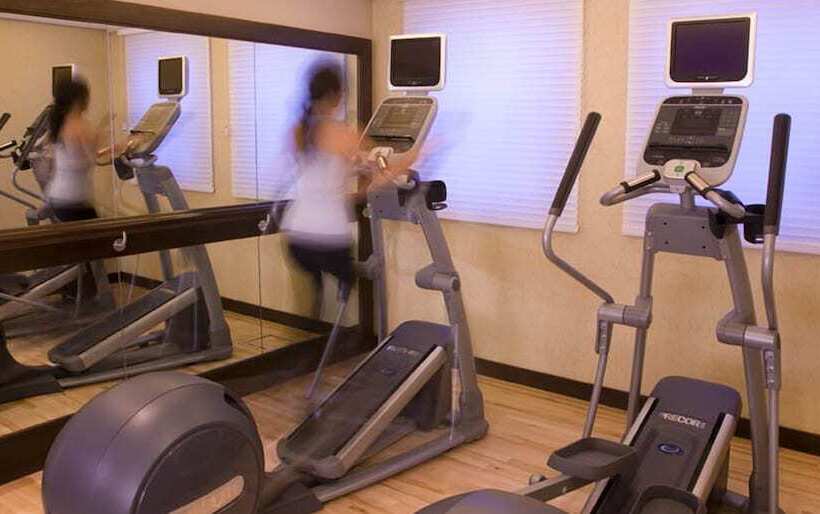 Traders Hotel, Abu Dhabi