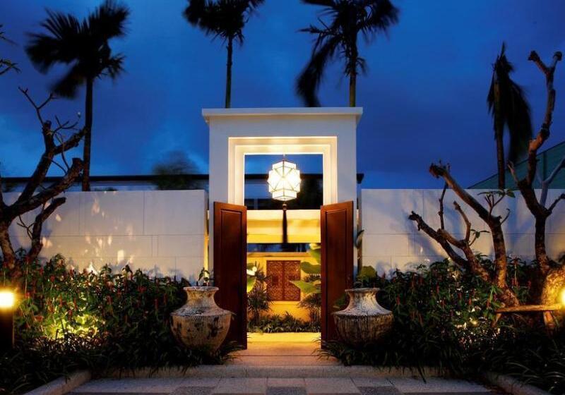 Two Villas Holiday Phuket: Oxygen Bang Tao Beach