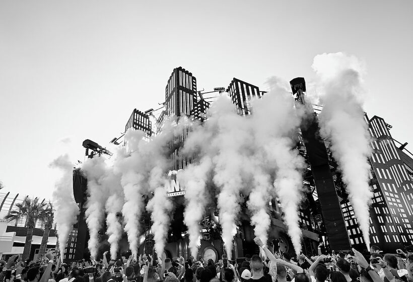 Ushuaïa Ibiza Beach Hotel - Adults Only