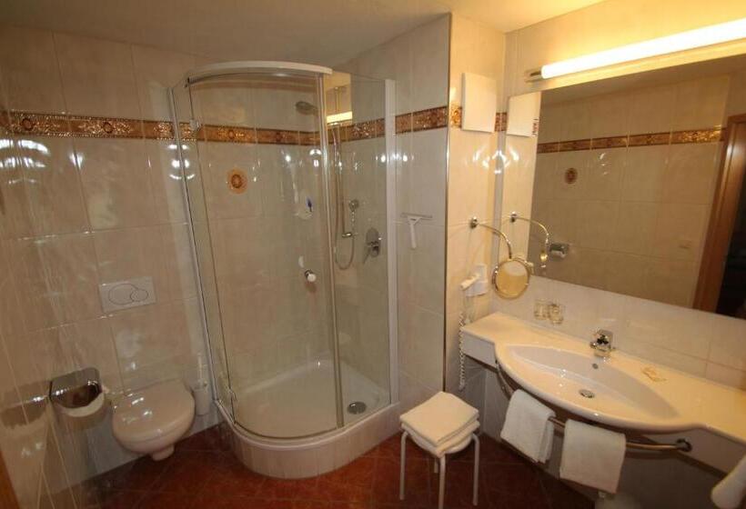 Alpenhotel Weiherbach Berchtesgaden Hallenbad Und Sauna