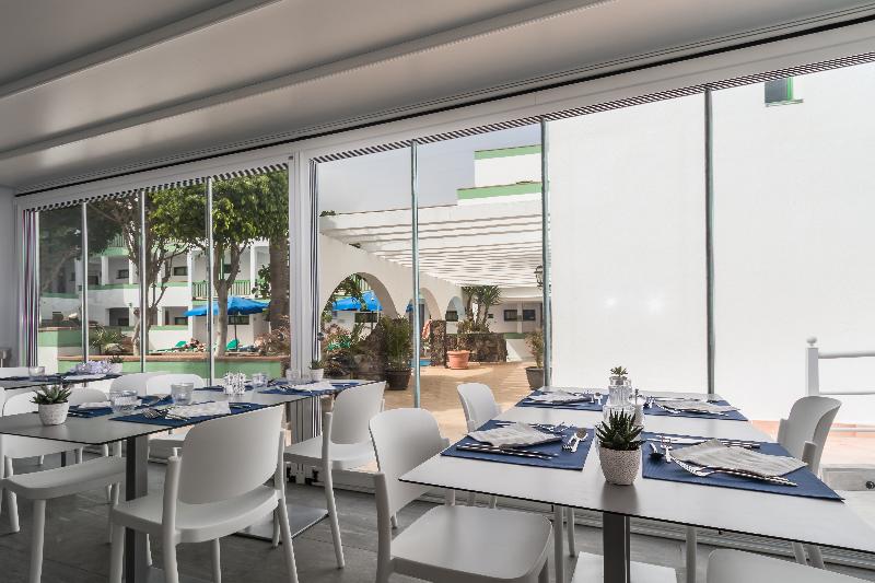 Aparthotel Esquinzo y Monte del Mar