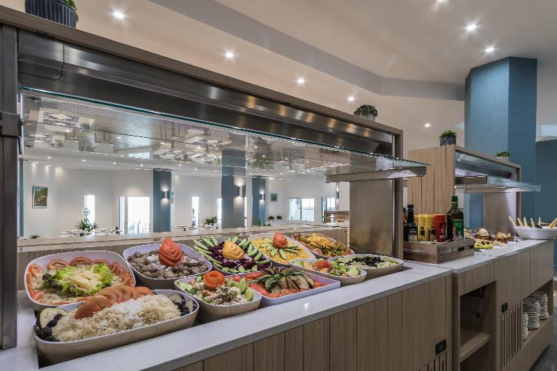 Aparthotel Esquinzo y Monte del Mar