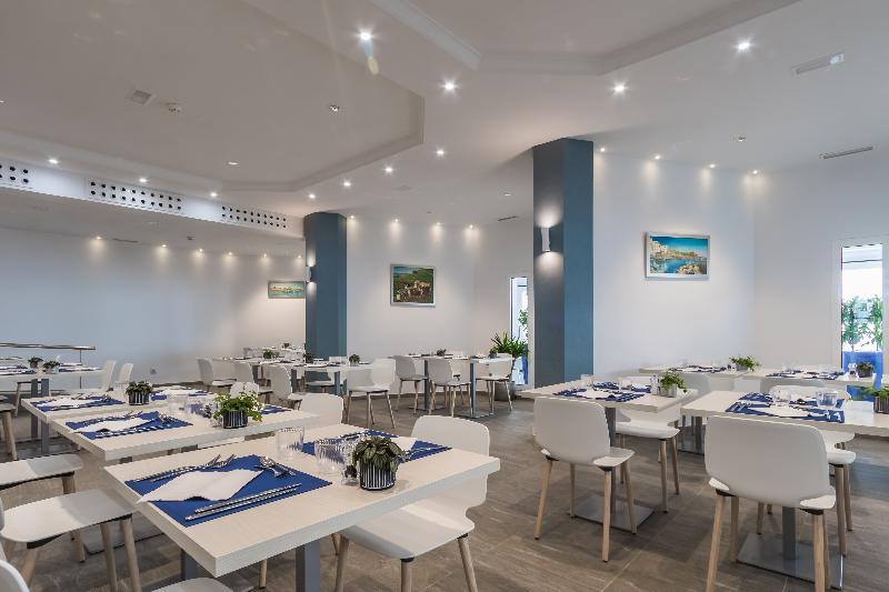 Aparthotel Esquinzo y Monte del Mar