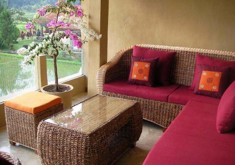 Green Field Hotel And Restaurant