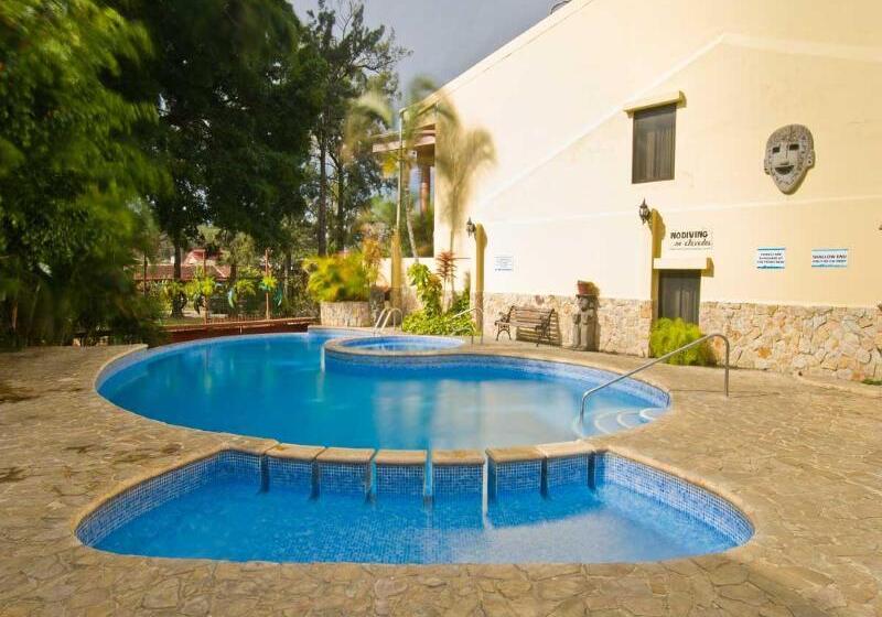 فندق Adventure Inn