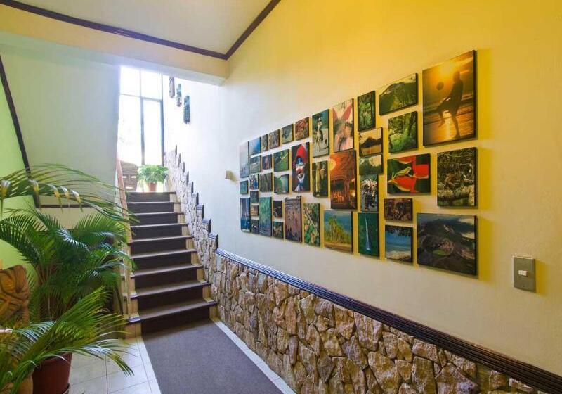 فندق Adventure Inn