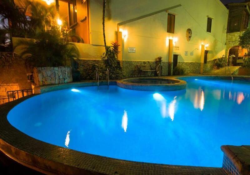 فندق Adventure Inn