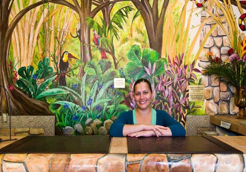 فندق Adventure Inn