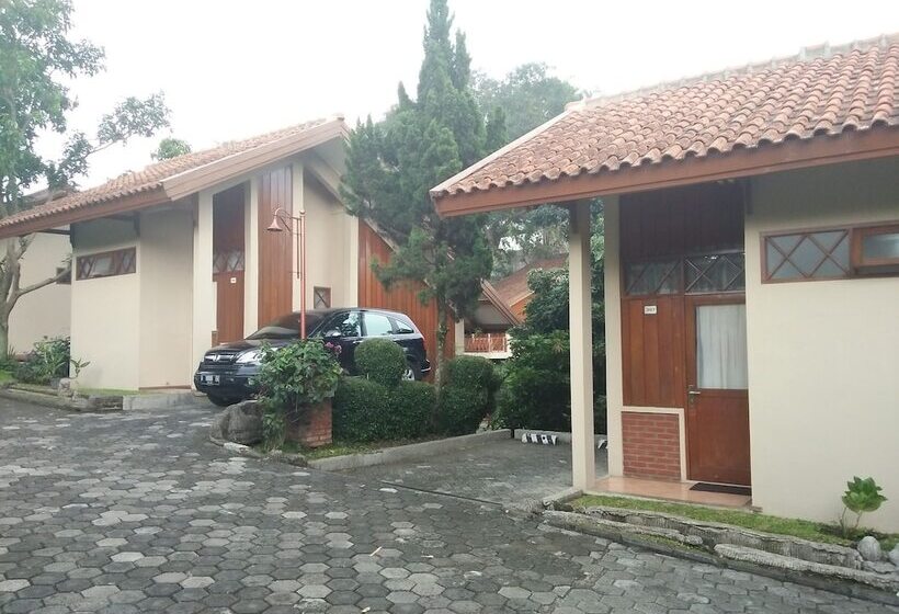 Ahadiat Hotel & Bungalow