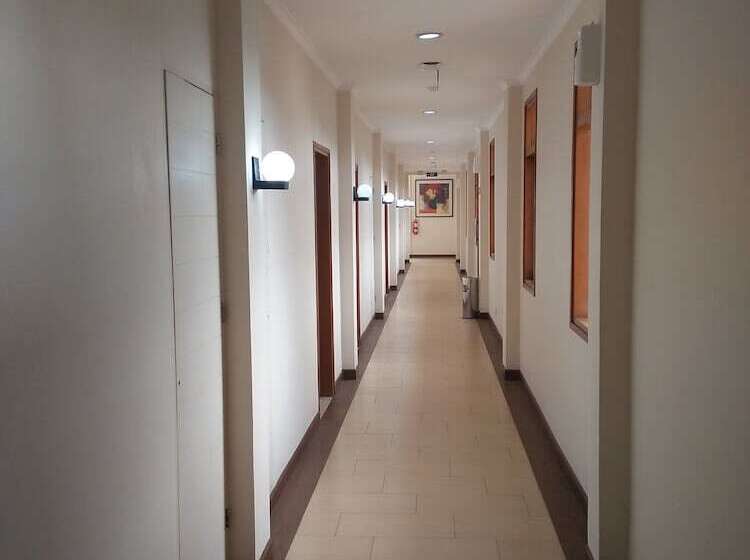 Ahadiat Hotel & Bungalow