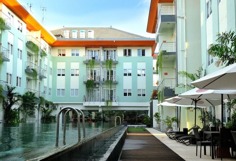 Harris Hotel & Residences Riverview Kuta, Bali