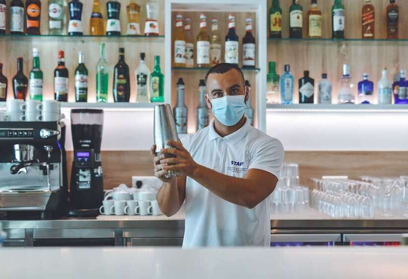 酒店 Aquashow Park