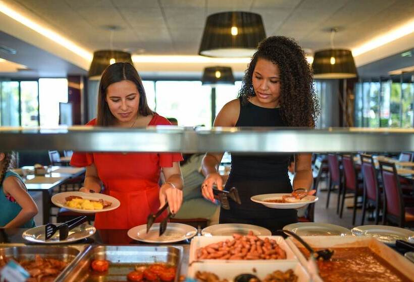 酒店 Aquashow Park