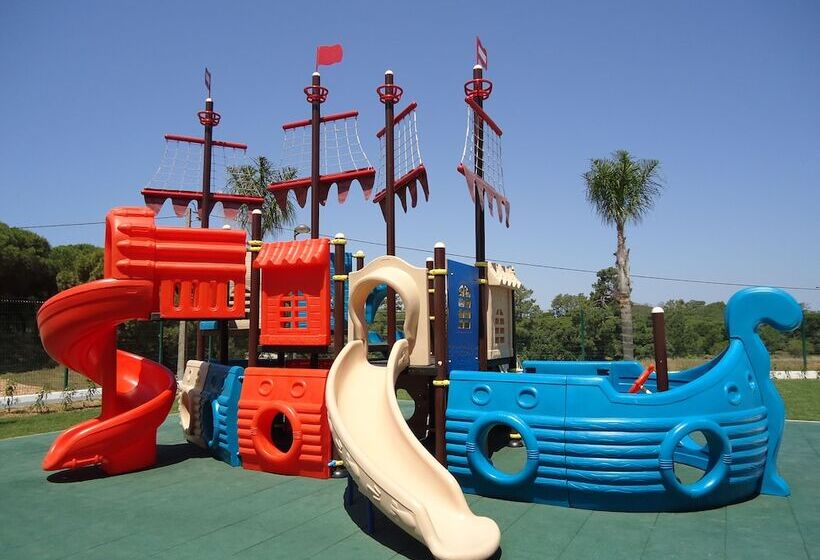 酒店 Aquashow Park