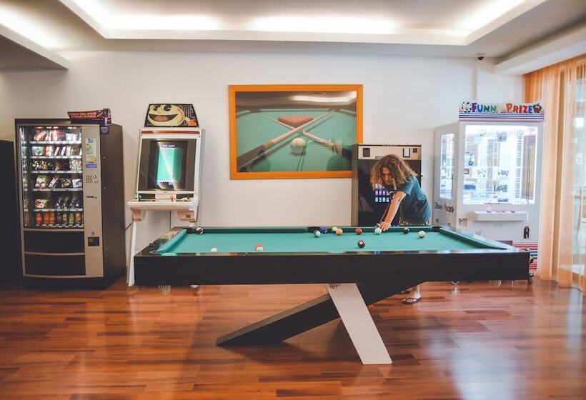 酒店 Aquashow Park