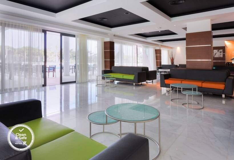 酒店 Aquashow Park