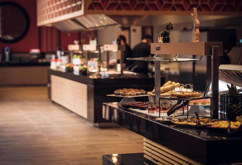 Astoria Hotel All Inclusive & Private Beach