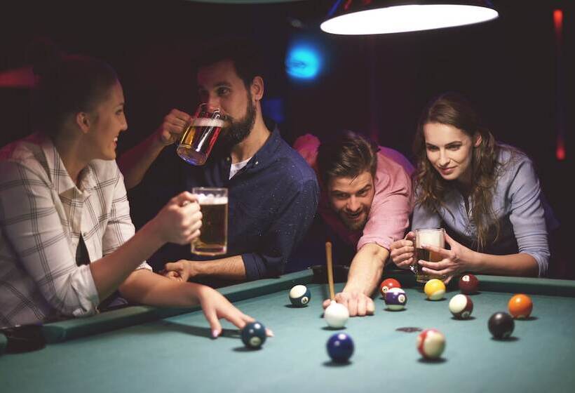 هتل Avani Deira Dubai