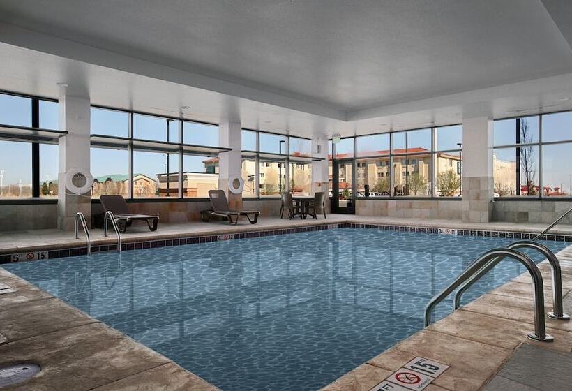 Отель Baymont By Wyndham Denver International Airport