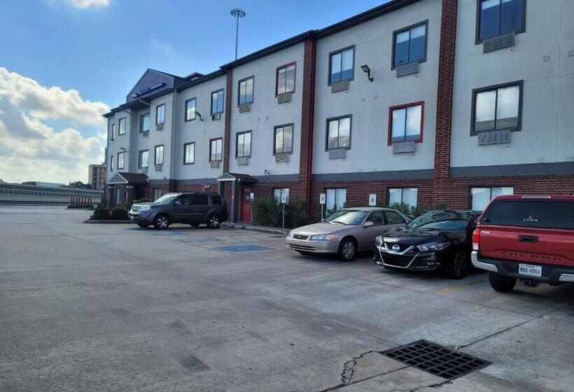 酒店 Baymont By Wyndham Houston Brookhollow