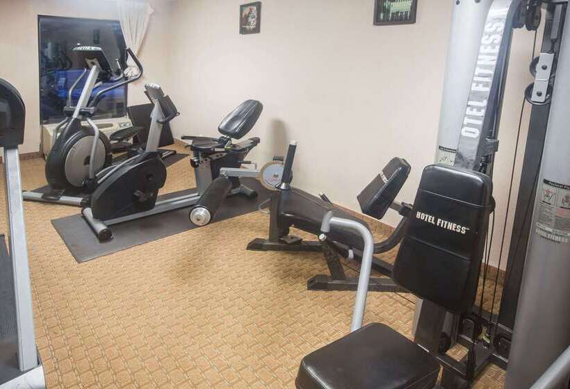 ホテル Baymont By Wyndham Mobile/ I65