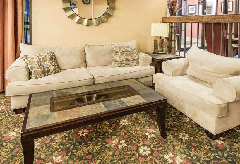 ホテル Baymont By Wyndham Mobile/ I65