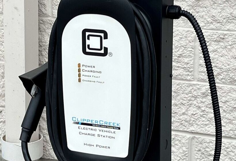 בית מלון כפרי Best Western Plus Downtown Inn & Suites