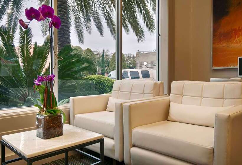 בית מלון כפרי Best Western Plus Downtown Inn & Suites