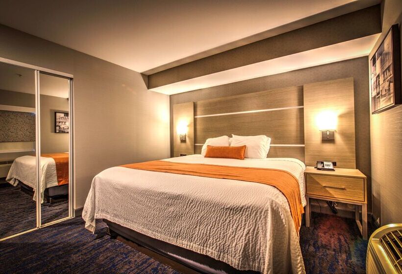 فندق Best Western Plus Media Center Inn & Suites