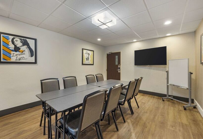 Best Western Plus Nashville Airport Hotel   Bna